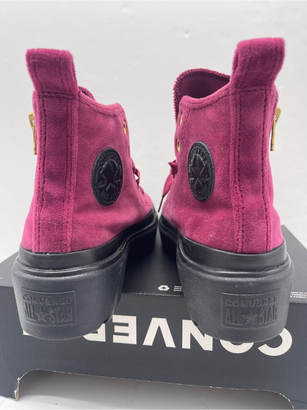 Converse WMNS A05442C
CTAS LUGGED LIFT H LEGEND BERRY/BLACK/BLACK Sneakers - Picture 13 of 16